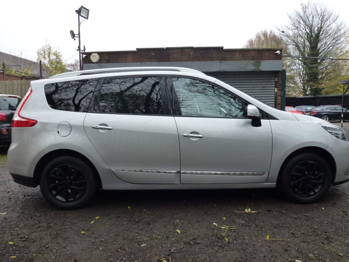 2016 Renault Scenic