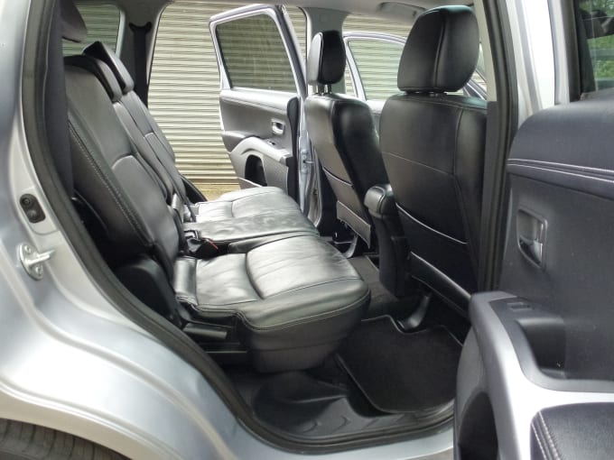 2025 Mitsubishi Outlander