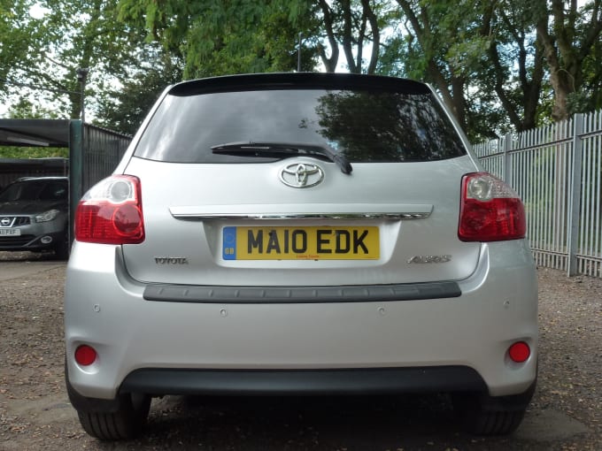 2025 Toyota Auris