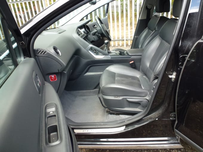 2025 Peugeot 3008