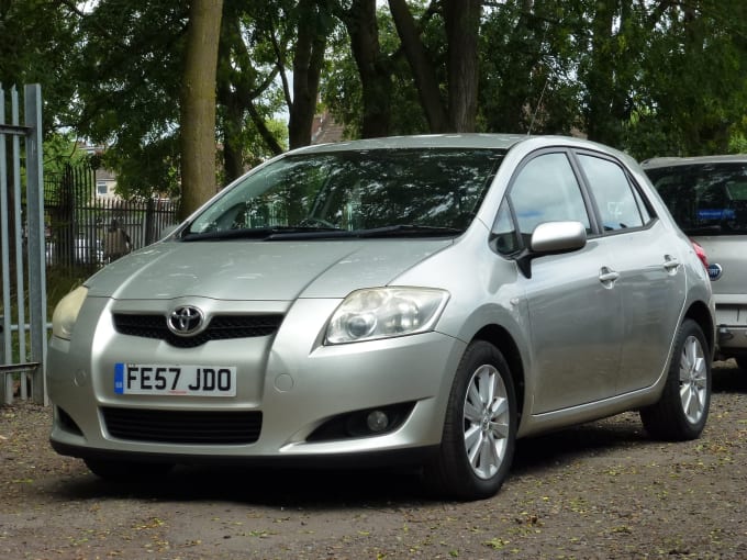2025 Toyota Auris