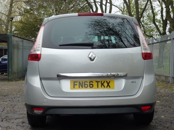 2016 Renault Scenic