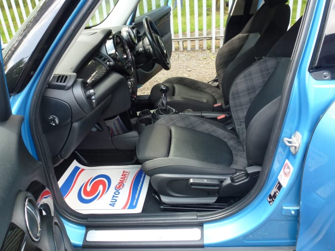2025 Mini Hatch Cooper