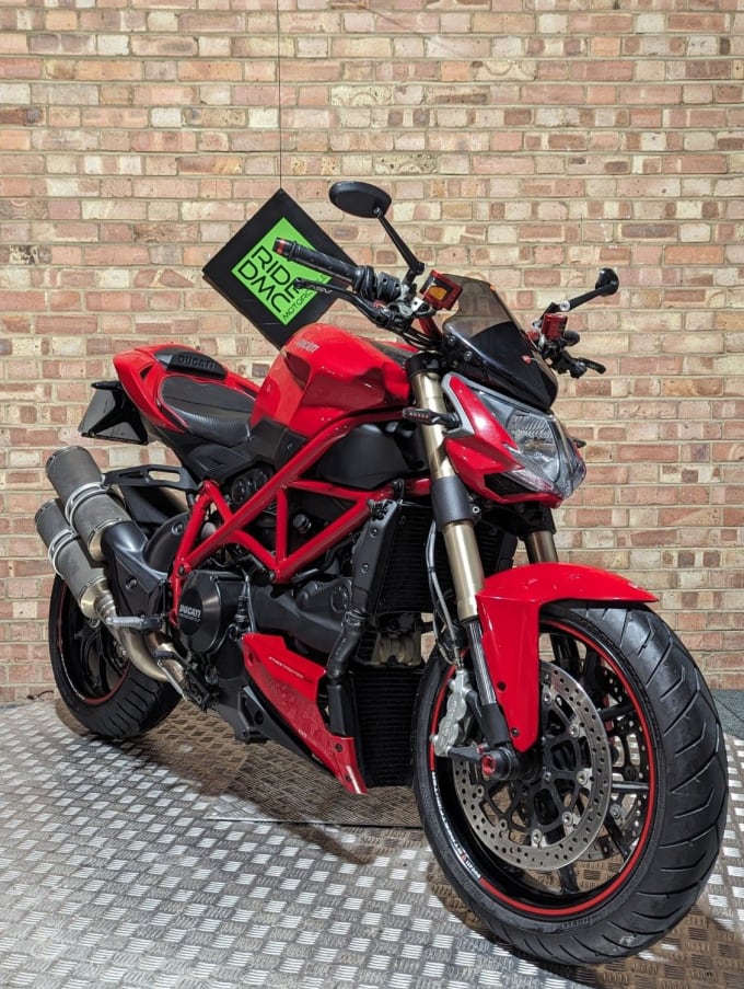 2014 Ducati Streetfighter