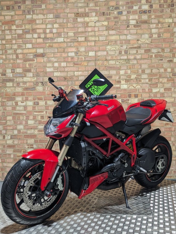 2014 Ducati Streetfighter