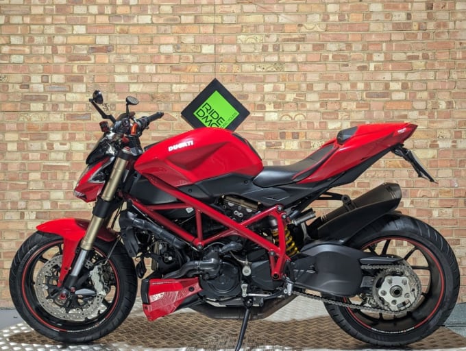 2014 Ducati Streetfighter