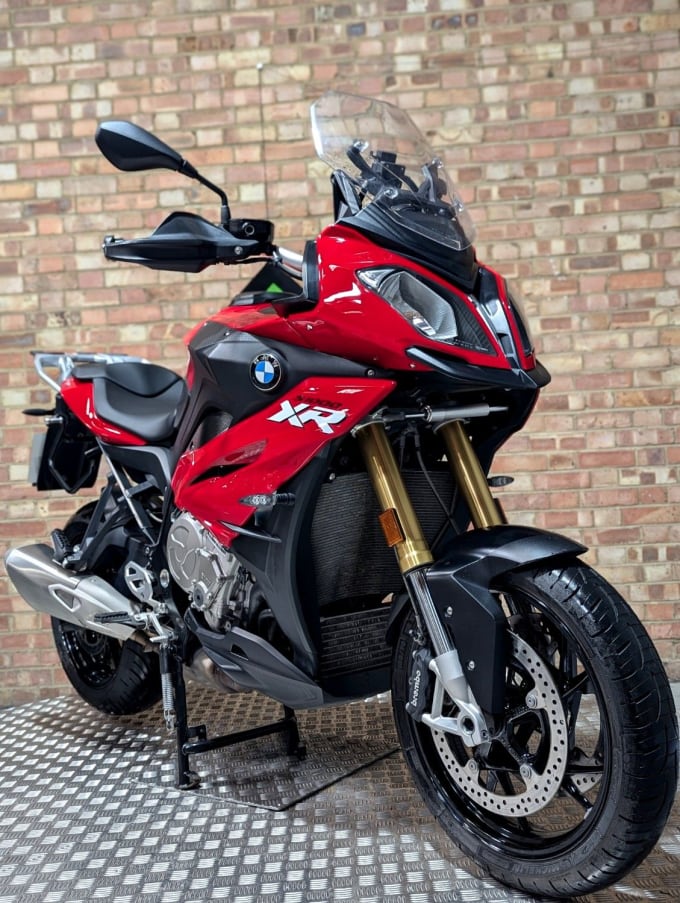 2024 BMW S1000xr