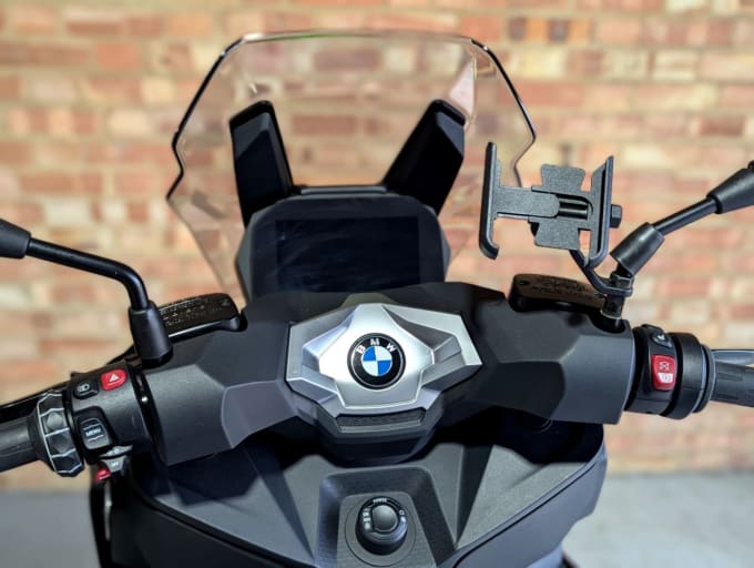 2024 BMW C 400