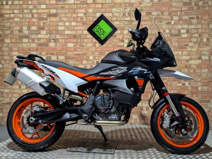 2024 Ktm 890 Smt