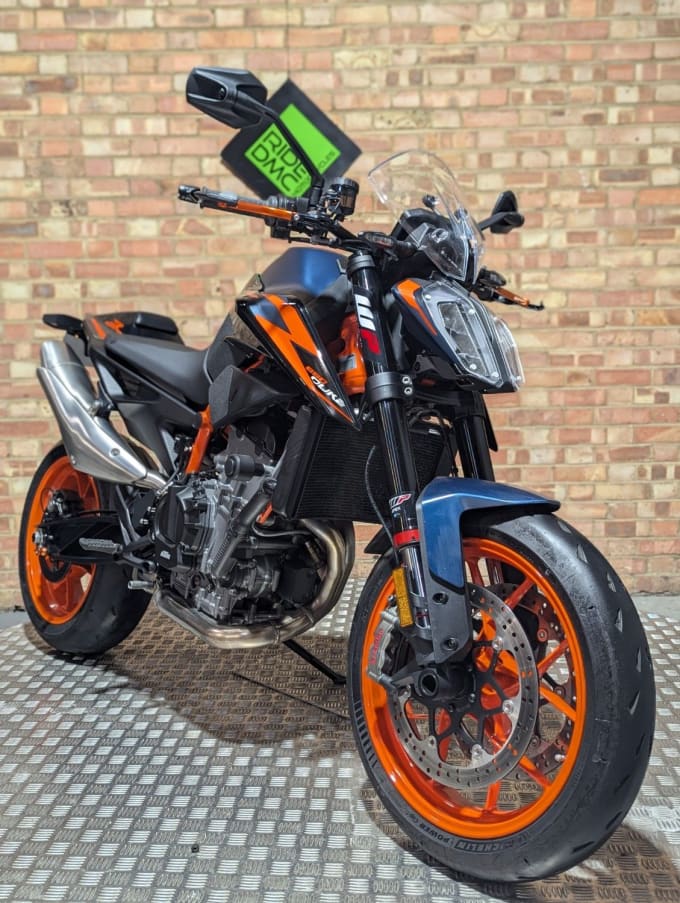 2024 Ktm 890 Duke R