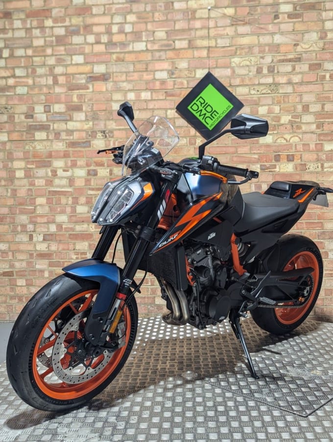 2024 Ktm 890 Duke R