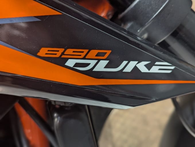 2024 Ktm 890 Duke R