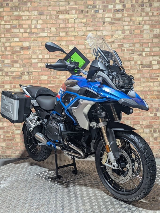 2025 BMW R1200gs