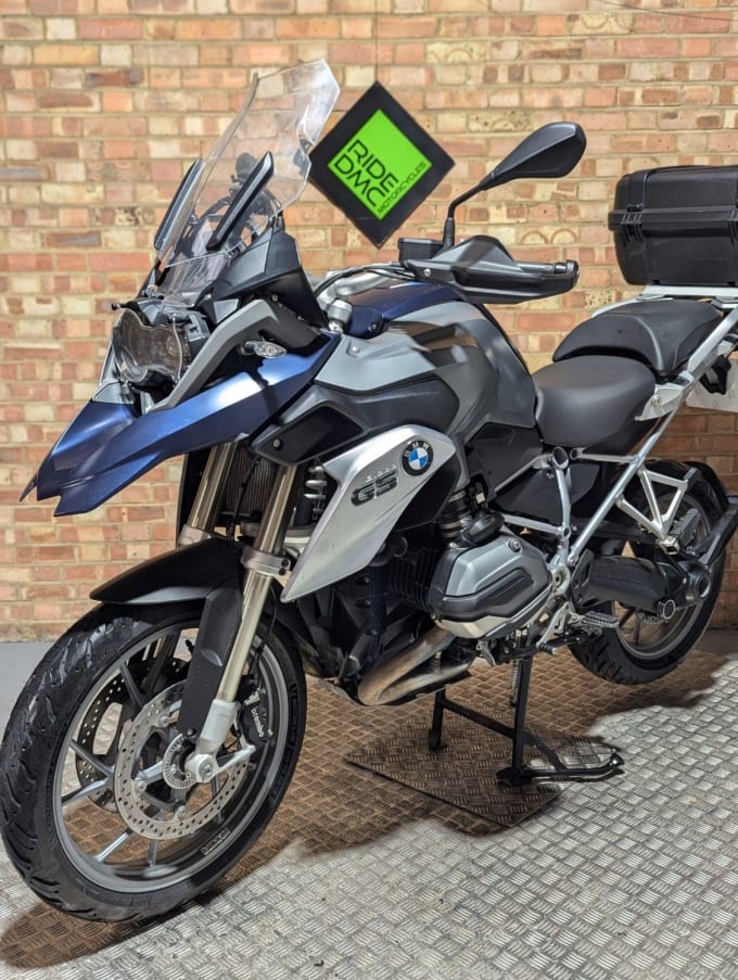 2025 BMW R1200gs