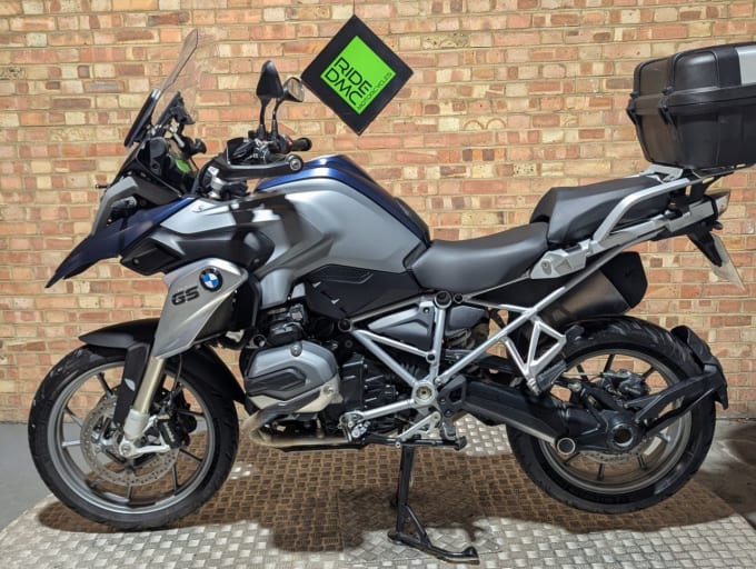 2025 BMW R1200gs