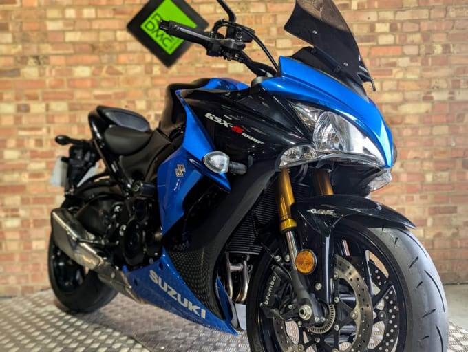 2025 Suzuki Gsx-s1000