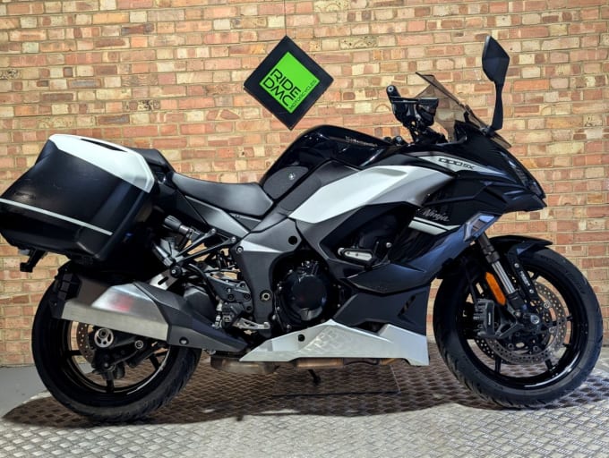 2025 Kawasaki Ninja 1000sx