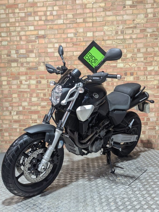 2025 Yamaha Mt-03