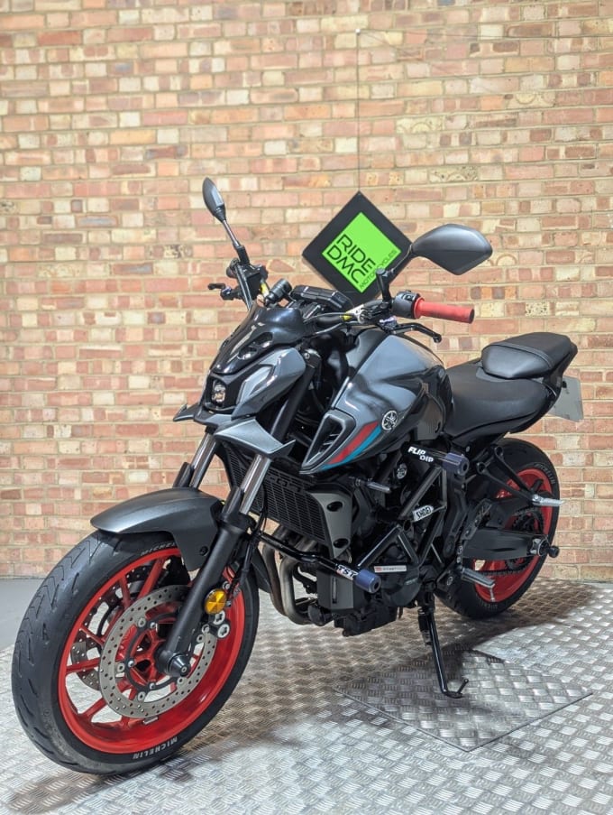 2025 Yamaha Mt-07
