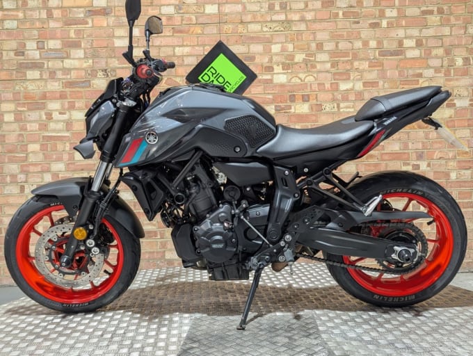 2025 Yamaha Mt-07