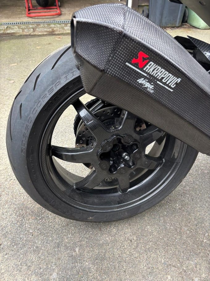 2025 Kawasaki Ninja H2