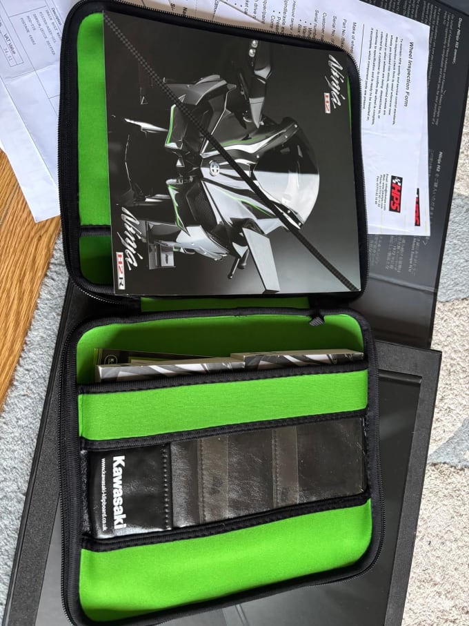2025 Kawasaki Ninja H2