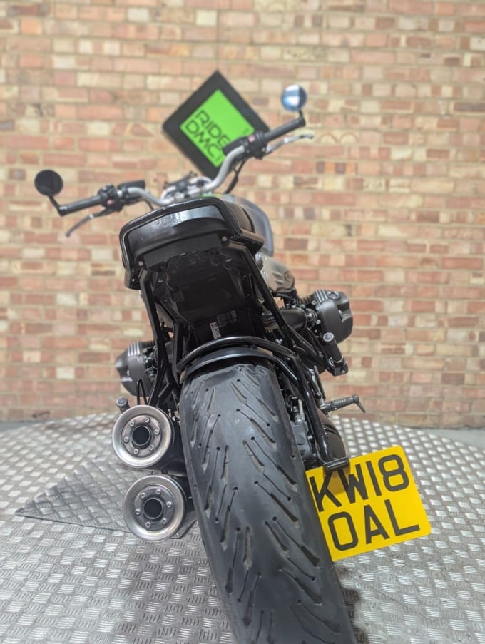 2025 BMW R Ninet