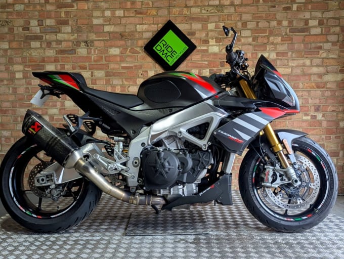 2025 Aprilia Tuono 1100 V4
