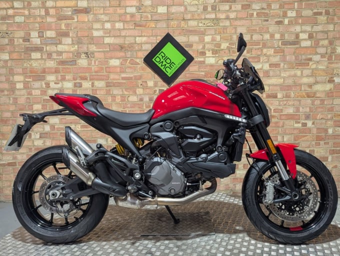 2025 Ducati Monster 937