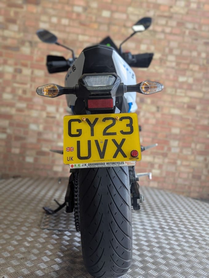 2025 Suzuki Gsx-8s