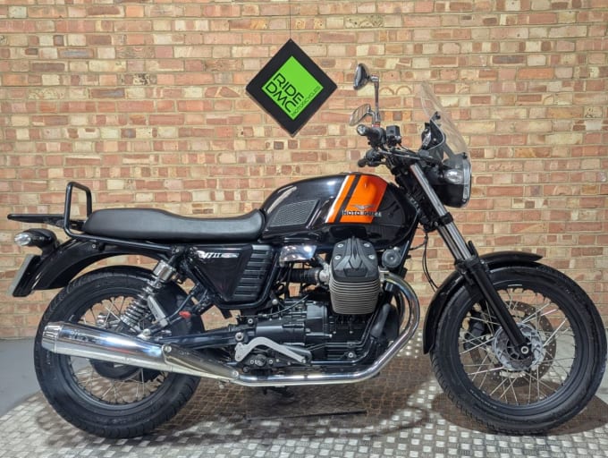 2025 Moto Guzzi V7