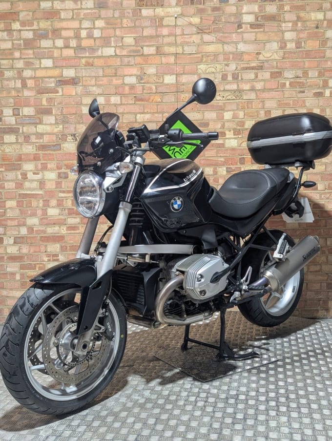 2025 BMW R1200r