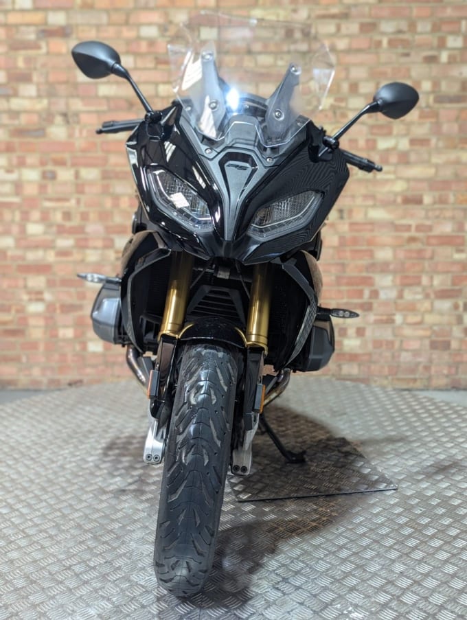 2025 BMW R1250rs