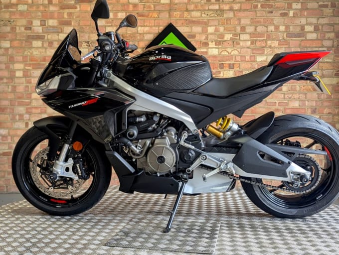 2025 Aprilia Tuono 660
