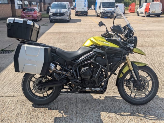 2025 Triumph Tiger 800