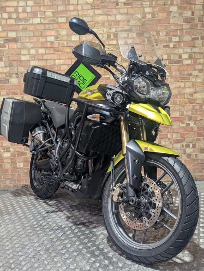 2025 Triumph Tiger 800