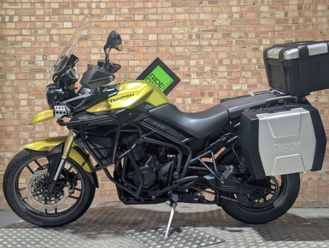 2025 Triumph Tiger 800