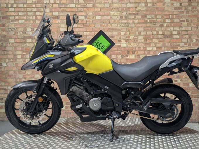 2025 Suzuki V-strom 650