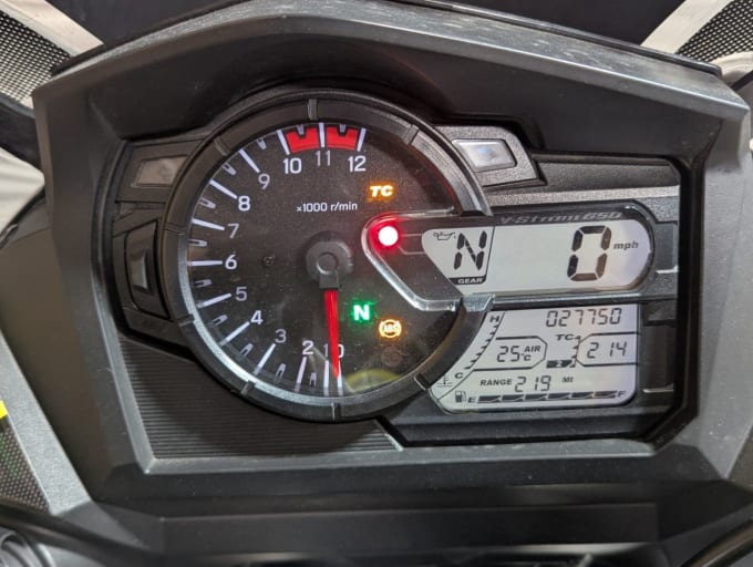 2025 Suzuki V-strom 650