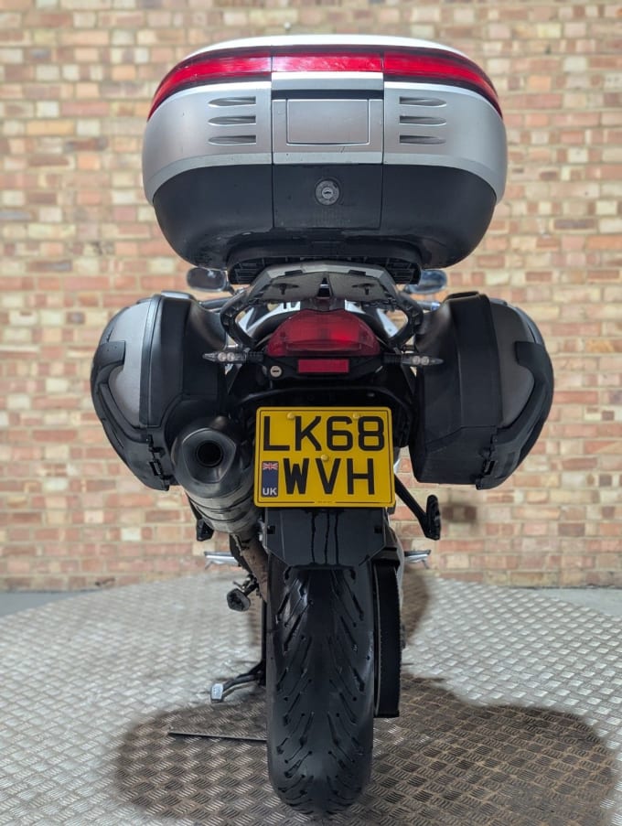 2025 BMW F 800 Gt