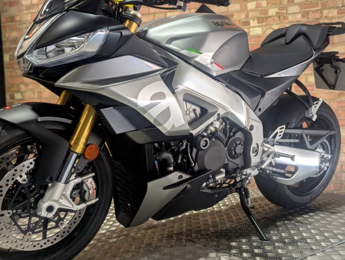 2025 Aprilia Tuono 1100 V4