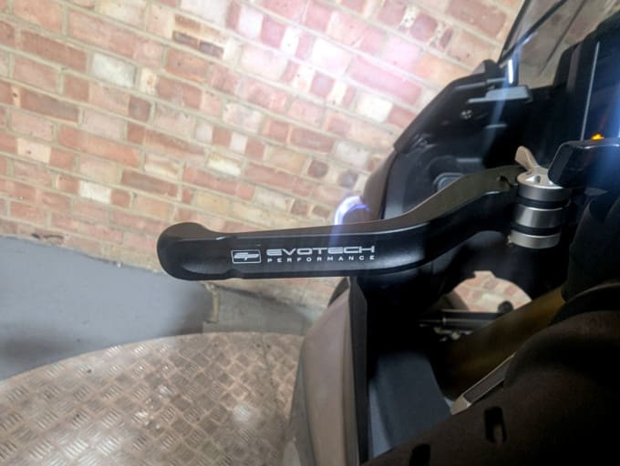 2025 Aprilia Tuono 1100 V4