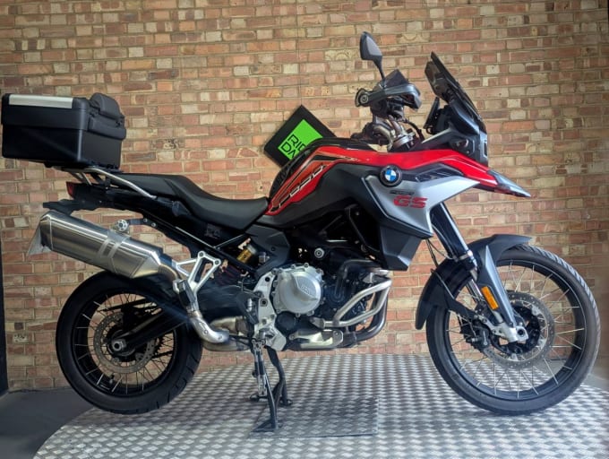 2025 BMW F850gs