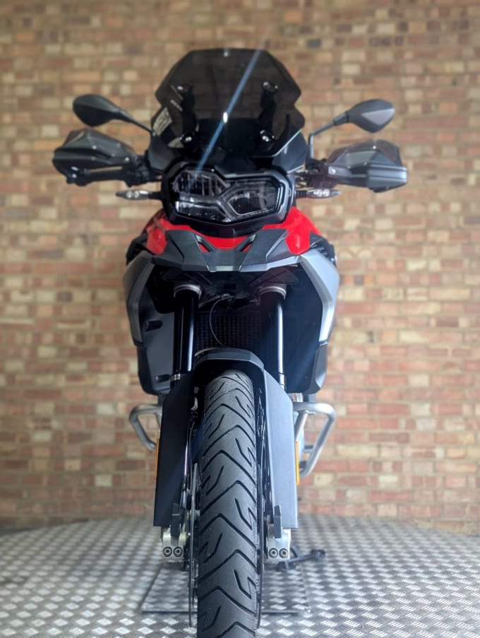 2025 BMW F850gs
