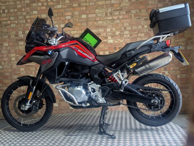 2025 BMW F850gs