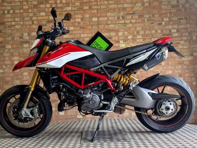 2025 Ducati Hypermotard 950
