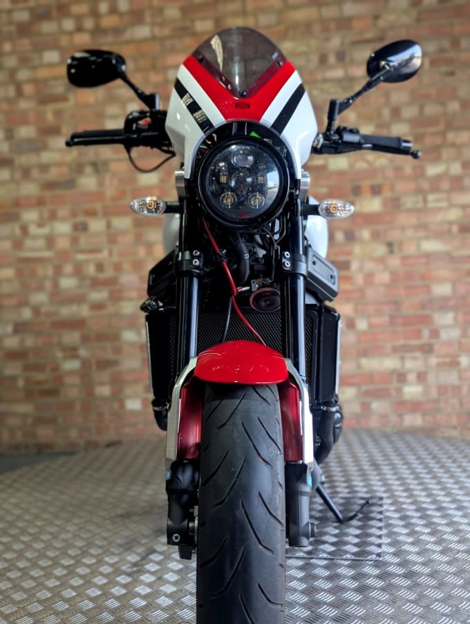 2025 Yamaha Xsr900