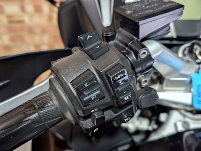 2025 Yamaha Fjr1300