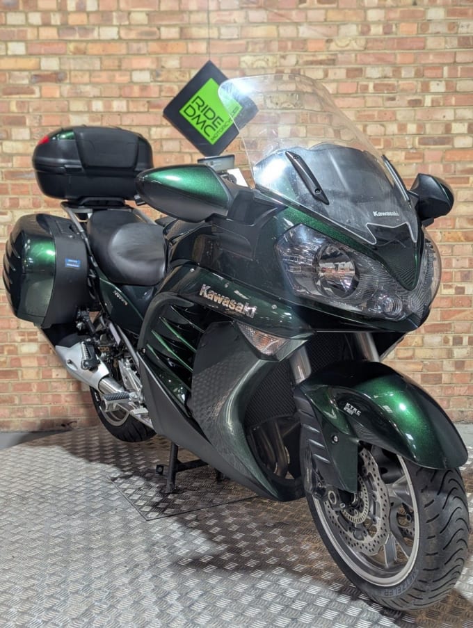 2025 Kawasaki Gtr1400