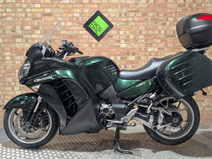 2025 Kawasaki Gtr1400